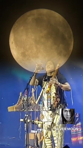 Silver Moon🌕🎶 Leo Rojas ✨️LEO ROJAS 💿2017🪈🪶💫 @leorojasofficial #silvermoon #leorojas #nativeflutes #instrumental #music