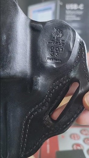 Desantis Thumb Break Scabbard Holster Fits 3-Inch Colt Python, Right Hand, Black