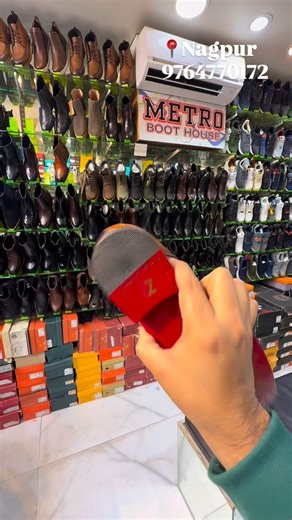 @metro_online_store on Instagram: "Metro boot house #metro#tranding#viaral#reelviral#viralvideosviralvide insta Order now WhatsApp number:- 97647 70172 Shop timing ⏰12:00PM TO 11:00PM ⏰ Shop address- 📍JAMA MASJID MOMINPURA NAGPUR.. SHOP NAME :- METRO BOOT HOUSE"