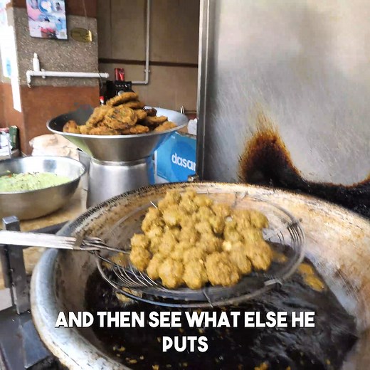 The ultimate dynamite sandwich in Egypt! w/ Bellies En-Route Cairo street food tour! | The Food Ranger