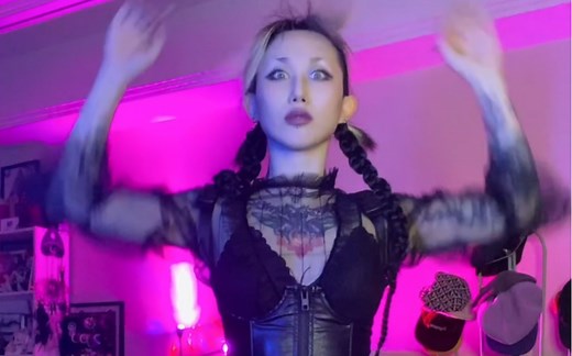 情人节给大家表演节目