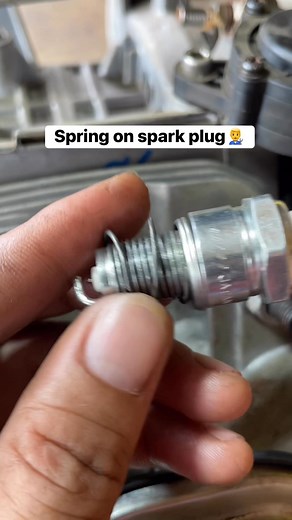 193K views · 445 reactions | Spark plug trick‍ #fypシ゚viralシ #bossawin #mechanic #racing #fblifestyle #followme #diycrafts | Boss Awin | Facebook