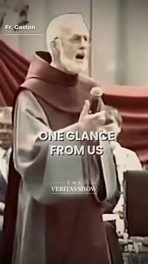 Catholic Priest Dies While Preaching | Fr. Gaston