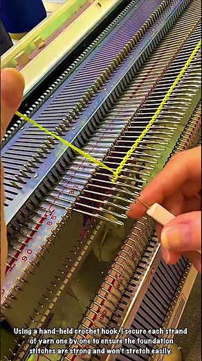 Manual Cast On Method: Thread Initial Knot Locking on Flat Knitting Machine