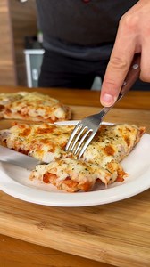 6.9K views · 40 reactions | Vous avez fait trop de riz et vous avez des restes ? Réalisez cette recette qui vaut un 10 | Faire Délicieux | Facebook