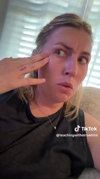 Celebrating a Gemini's 32nd Birthday