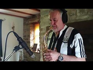Newcastle United Theme Tune - Local Hero - Sax Solo by Mick Loraine (Jonny Sax)
