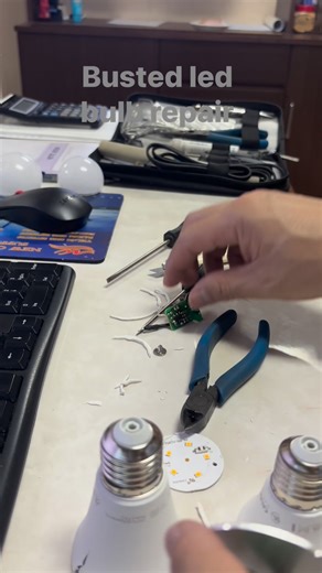 Led bulb repair #LEDbulbs #ledbulblight #LEDBulbrepair #korentician #kirigkirig #SEAMAN #seahandyman #seamanslife #repair | Kap Kalikot