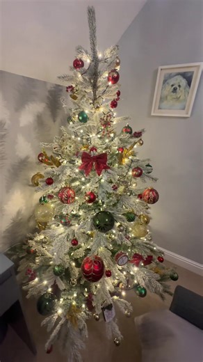 Decorate Your Christmas Tree: Fun and Tips