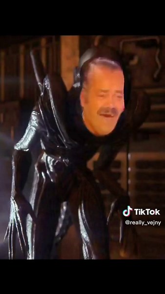 Alien Attack: Funny Gaming Fails on Twitch