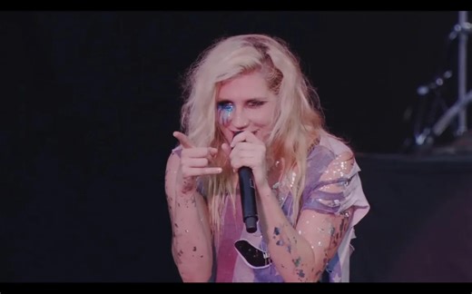 【Kesha】Cannibal 东京音乐节现场！