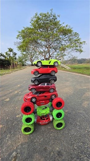 Hadd Paar RC Car Stacking ! 😱 Tower of 8 Cars ! 🚘