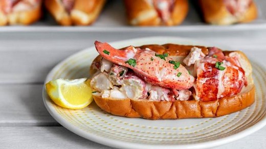 New England Lobster Roll
