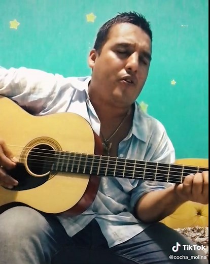Cocha Molina Cantando 'Son Cosas del Amor' - Vídeo Divertido