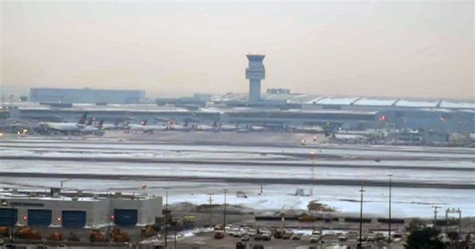 Airport Report: Travelling today? Here's what's happening at Pearson ahead of the long weekend