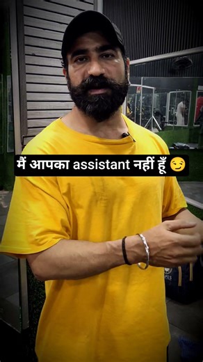 Main trainer hu… helper nahi 🙂#gymmotivation #fitness #workout #gymlife #trainer #workoutmotivation