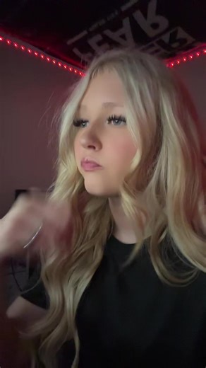 its.lilly.stewart (@its.lilly.stewart)’s videos with original sound - abaddonspage