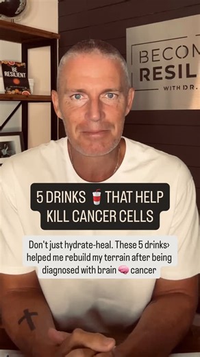 Dr. Pete Sulack on Instagram: "🍵5 Drinks That Help Starve Cancer Cells (Research-Backed): ✅ Anti-inflammatory ✅ Anti-angiogenic ✅ Mitochondria-supportive ✅ Safe for metabolic healing 🍵 1. Green Tea (Matcha Preferred) Rich in EGCG, which helps block angiogenesis and suppress cancer stem cells. 📚 Cancer Res, 2005: EGCG inhibits VEGF and tumor growth ✅ Sip 1–2 cups daily (hot or cold) with lemon 💧 2. Hydrogen Water Reduces oxidative stress and supports mitochondrial healing in cancer models. 📚
