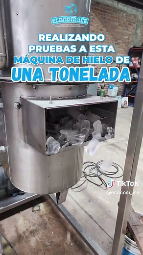 Máquina de hielo rolito: prueba y validación