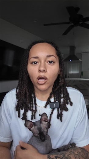 Day 22🧪 Welcome back to 30 Days of ASCP: Things MLS/MLT School Didn’t Teach You, but the lab definitely will. Improper order of draw causes more lab errors than most people realize. When tubes are collected in the wrong sequence, additives from one tube can carry over into the next. EDTA contamination is the most common and the most dangerous: it chelates calcium, falsely lowers calcium results, falsely elevates potassium, and can completely distort chemistry panels. This isn’t just a textbook 