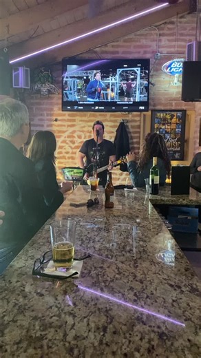 Laura Lake on TikTok