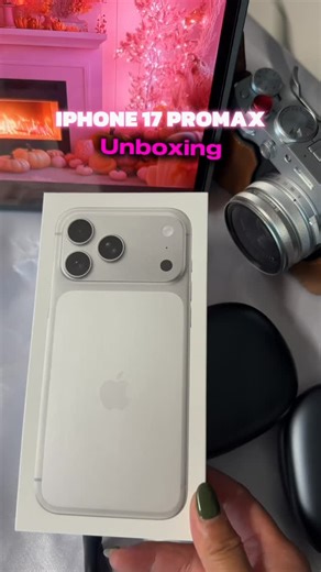 New Phone-New Life ( iPhone 17 Promax ) #iphone17promax #newphone #iphone17 #unboxing #treandingreels #iphone | Red Flores