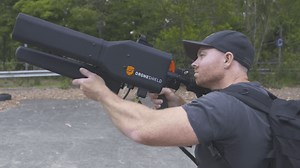 2km離れた標的を操作不能に：対ドローン新兵器の威力
