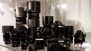 Tips on Choosing Your Camera Store From a Photographer Who Works At One
