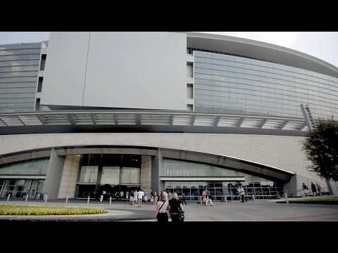 Tour the Dallas Cowboys Stadium