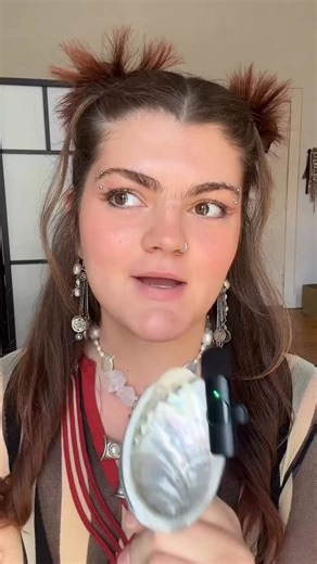 Some of these small designers have to really start using their brains before deciding $100-$200 is worth not seen on one of the biggest stages in the world like that level of exposure is really worth eating the cost