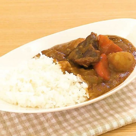 短時間でお肉がホロホロに！ 圧力鍋でビーフカレーのレシピ動画・作り方 | デリッシュキッチン