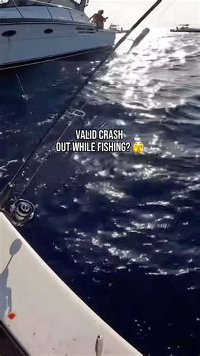 Fisherman Fight On The Water😳 #fishing #fishingshorts #fishingvideos