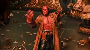 Fighting the golden army | Hellboy II: The Golden Army