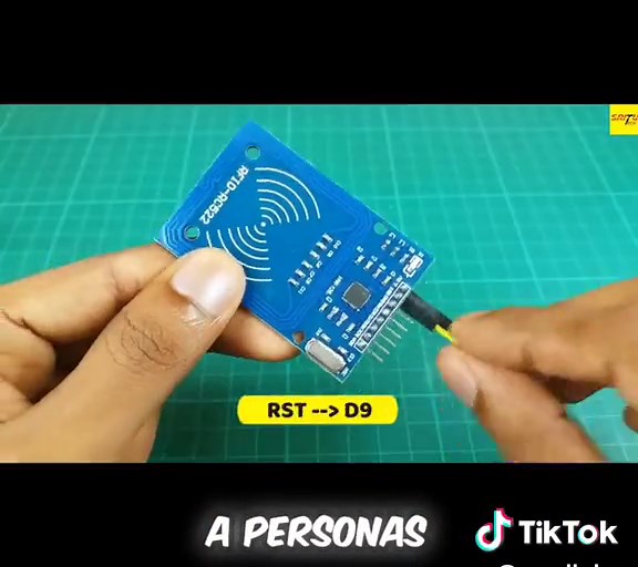 Sistema de Control de Acceso RFID para Seguridad Eficiente