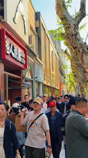 Travelling in China was a mistake? (Labor Day Weekend in Shanghai)