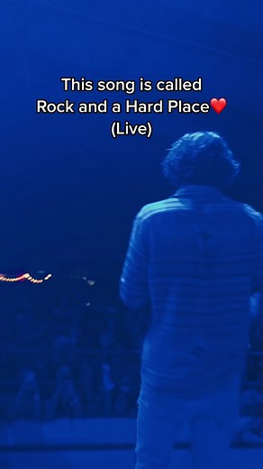 Bailey Zimmerman Live Music Performance on TikTok