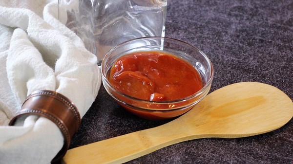 Exploring the Flavor of Heinz 57 Steak Sauce