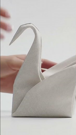 Easy Napkin Folding: The Swan Trick!