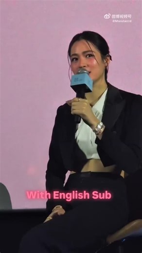 Lingling Sirilak Kwong on Instagram: "Lingling’s personal beauty secret Ling: Exercise, eat healthy food, avoid processed food as much as possible, and get enough sleep. If you can do these three things, your health will definitely be fine. Orm: There’s one thing I learned from P’Ling — not eating processed food. Ling: Yes~ now little Orm is starting to eat very healthy, like salads and such. Orm: That’s right! I started before the Fan Con, and since then, I’ve been following P’Ling’s diet. Ling