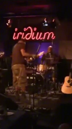 Eric Gales SHREDS “Voodoo Child” Live 🎸🔥 | Guitar Legend in Action at The Iridium