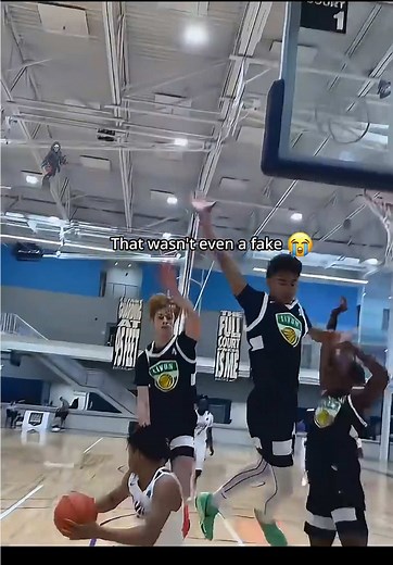 Incredible NBA Dunk Over Three Defenders
