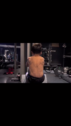 子供たちの背筋トレーニング方法ガイド✨