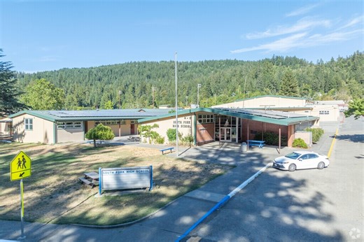 Living in Redway, CA