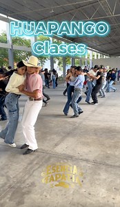 1.8M views · 48K reactions | Unas clasecitas de HUAPANGO 欄鸞… #huapangos #huapango #huapangosperros #norteñas #clasesdebaile #tutorial #baile #bailar #bailando #mx #viral #jaripeo | Esencia Tapatía | Facebook
