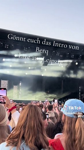 Berq Live Intro Performance in Leipzig