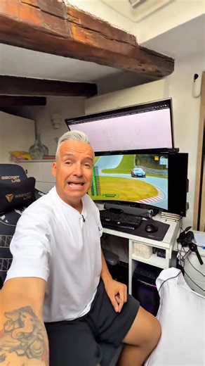 A Redondo on Instagram: "P3 para @maxverstappen1 en su estreno en la NLS en Nurburgring. A los mandos de un Porsche 718 Cayman GT4 CS de la categoría CUP3 del equipo @lionspeed_gp @espxnur #nürburgring #espxnur #verstappen"