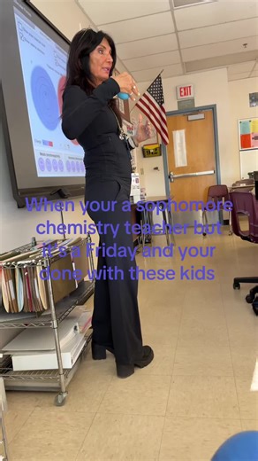 Engaging Chemistry Lessons: Electrons and Sharing Concepts