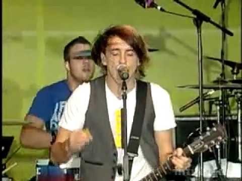 All Time Low - Let It Roll - live on mtvU's