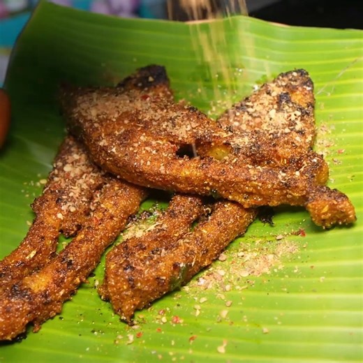 390K views · 8.4K reactions | கடல் உணவின் அரசன் Gowri Amma Seafoods Tamil Food Review Gowri Amma Seafoods X6GC+57P, Subramaniam Colony, Bhuvaneshwari Nagar, Velachery, Chennai, Tamil Nadu 600042 Next to Kora Map: https://maps.app.goo.gl/Yo3uYDbCovpcxLXs6 #food #viral #trending #StreetFoodVibes | Pakoda Boyz | Facebook