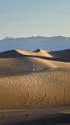 훈이트립 Hoonie | 여행 크리에이터 on Instagram: "@해외에서 유행하는 로드뷰 편집법 🗺️ 📸 편집 방법: - 구글맵 스트릿뷰 캡쳐 - 포토룸에서 배경 지워주기 - 인스타그램 스토리에 붙여넣기 👉🏽 더 많은 여행꿀팁은 @hoon2trip 팔로우하고 받아보세요 :D #튜토리얼 #제작지원 #캘리포니아관광청 #캘리포니아로드트립 #캘리포니아 @visitcaliforniakorea @deathvalleynps @mojavenps"